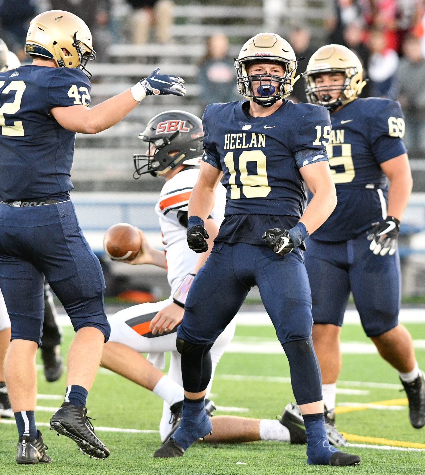 Bishop Heelan vs Sergeant Bluff-Luton football